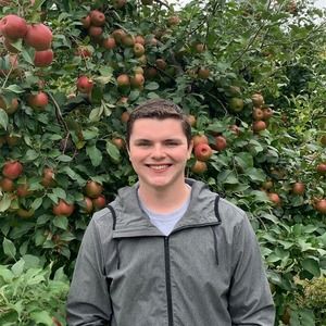 Meet your Posher, Max